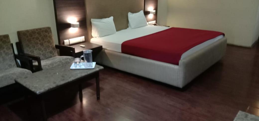 Hotel Jaya International Hyderabad Ngoại thất bức ảnh