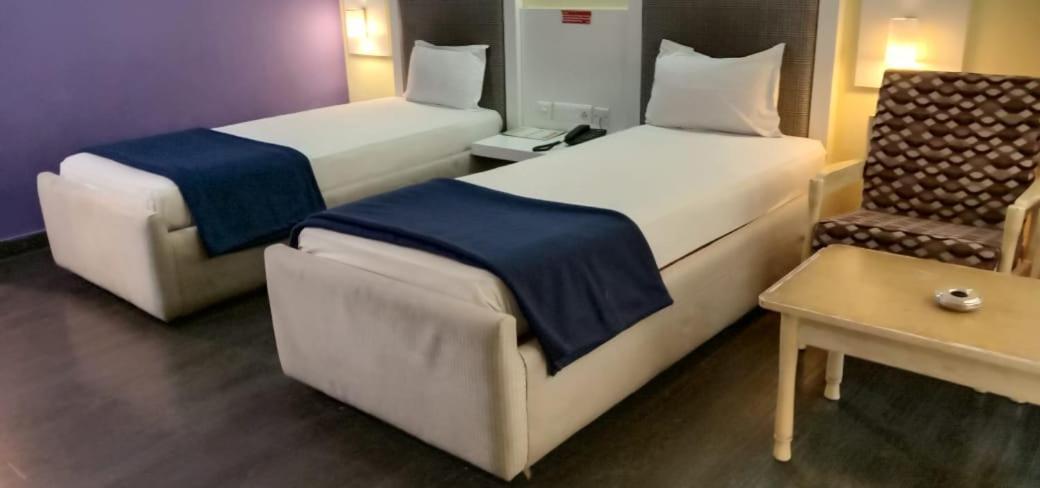 Hotel Jaya International Hyderabad Ngoại thất bức ảnh